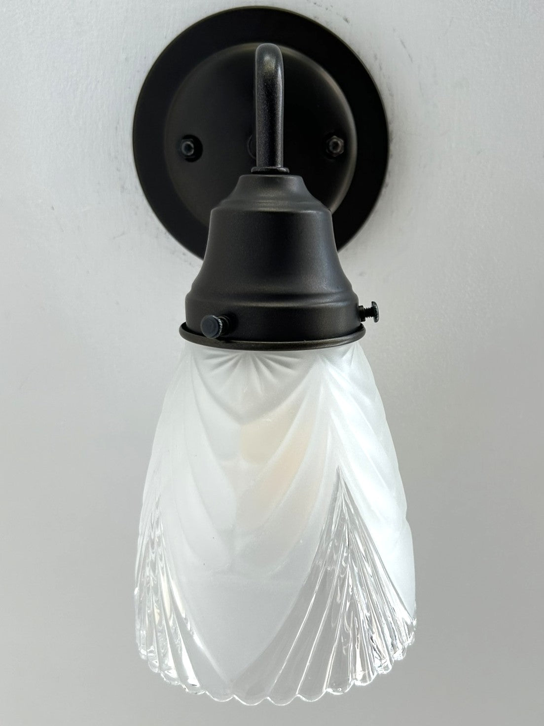 Clear And Frost Fan Ribbed Scallop Pendant Light/Wall Sconce