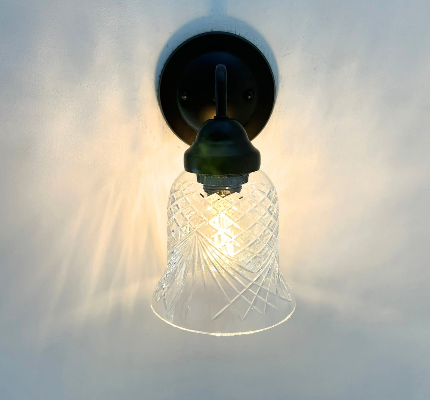 Clear Crosscut Crystal Style Wall Sconce