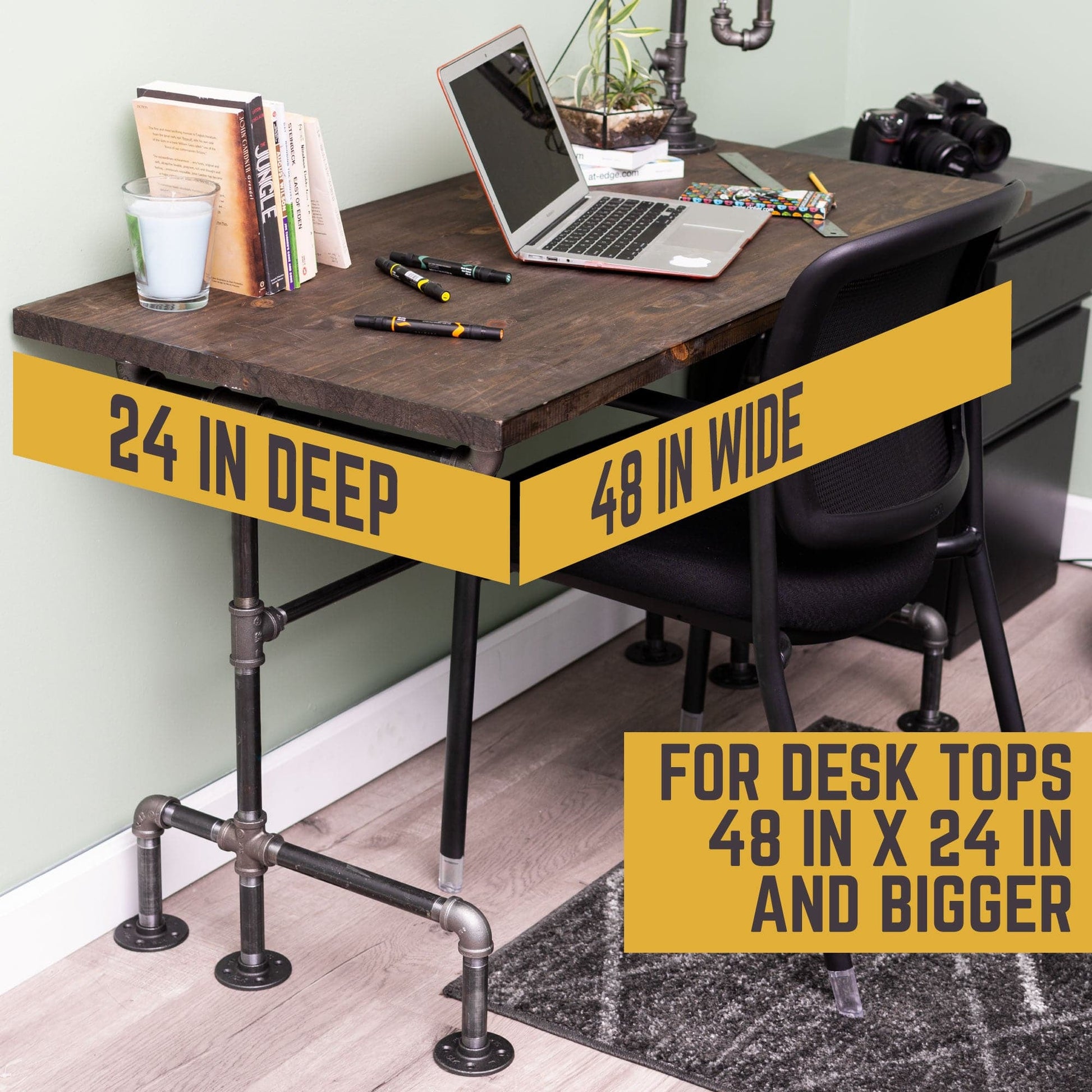 M Design Desk By PIPE DECOR