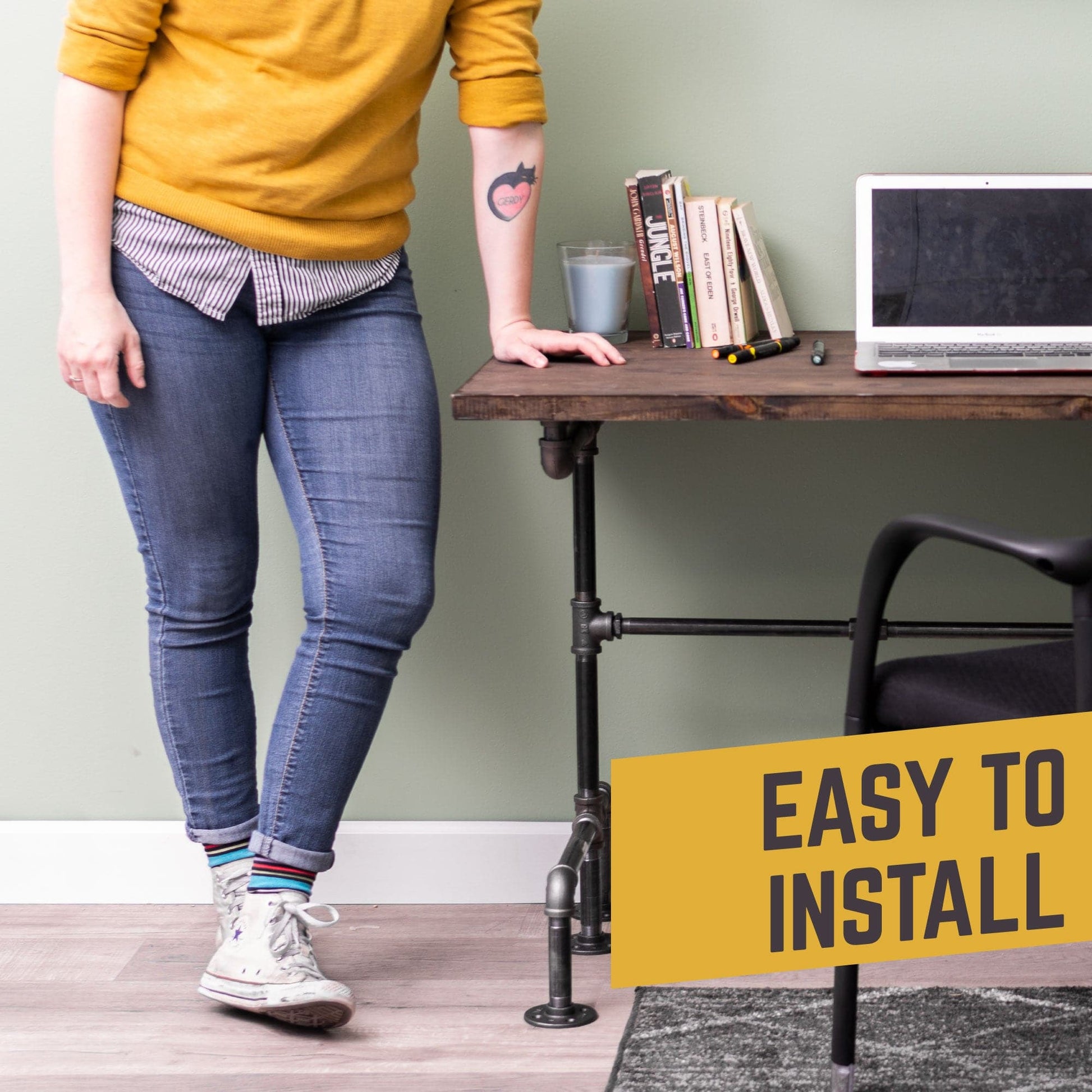 M Design Desk By PIPE DECOR