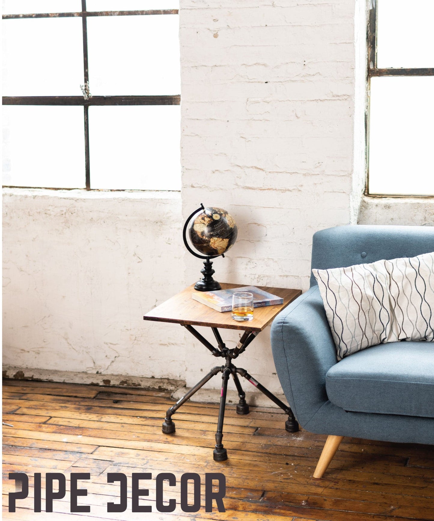 Spider End Table By PIPE DÉCOR