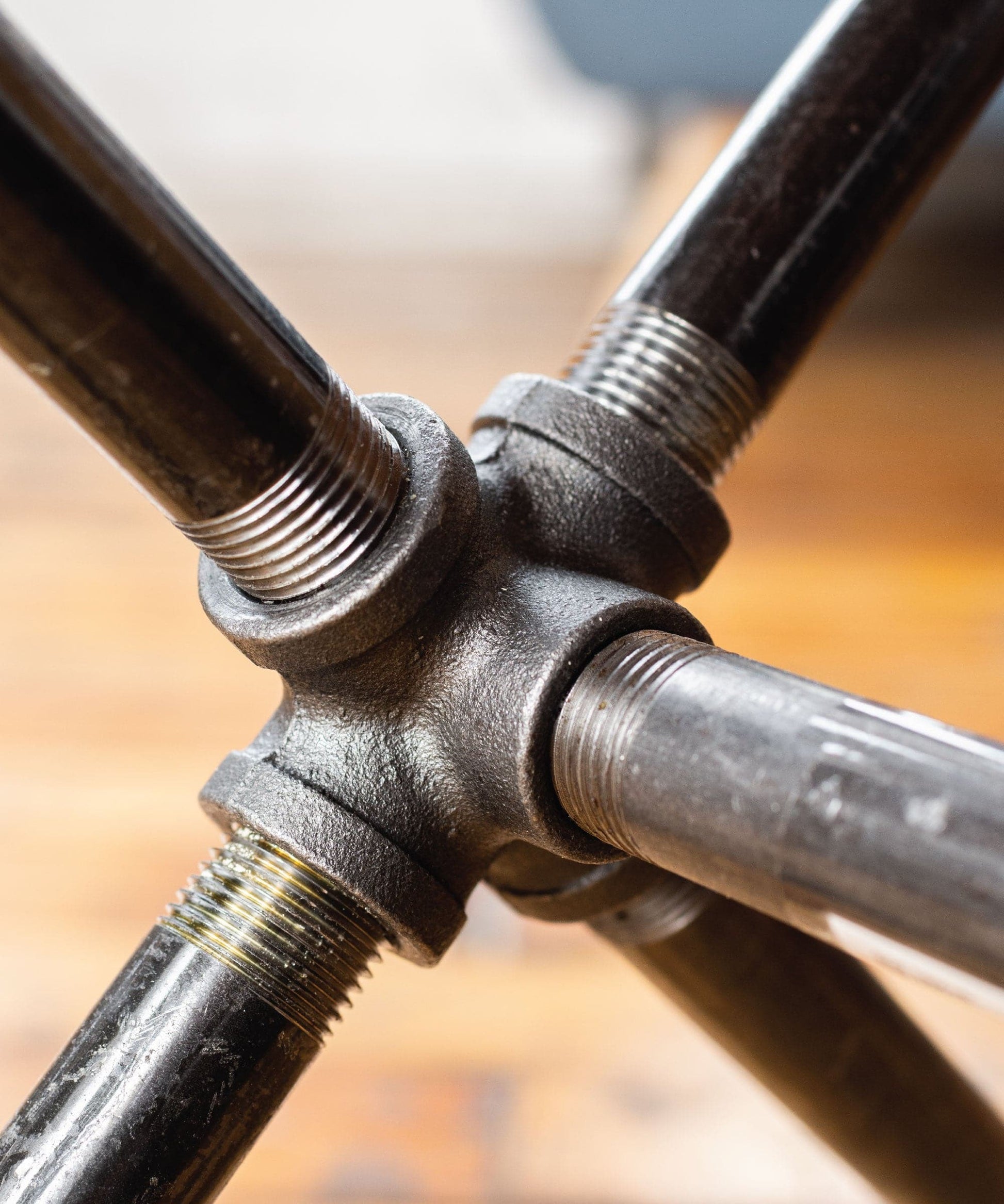 Criss Cross End Table By PIPE DECOR