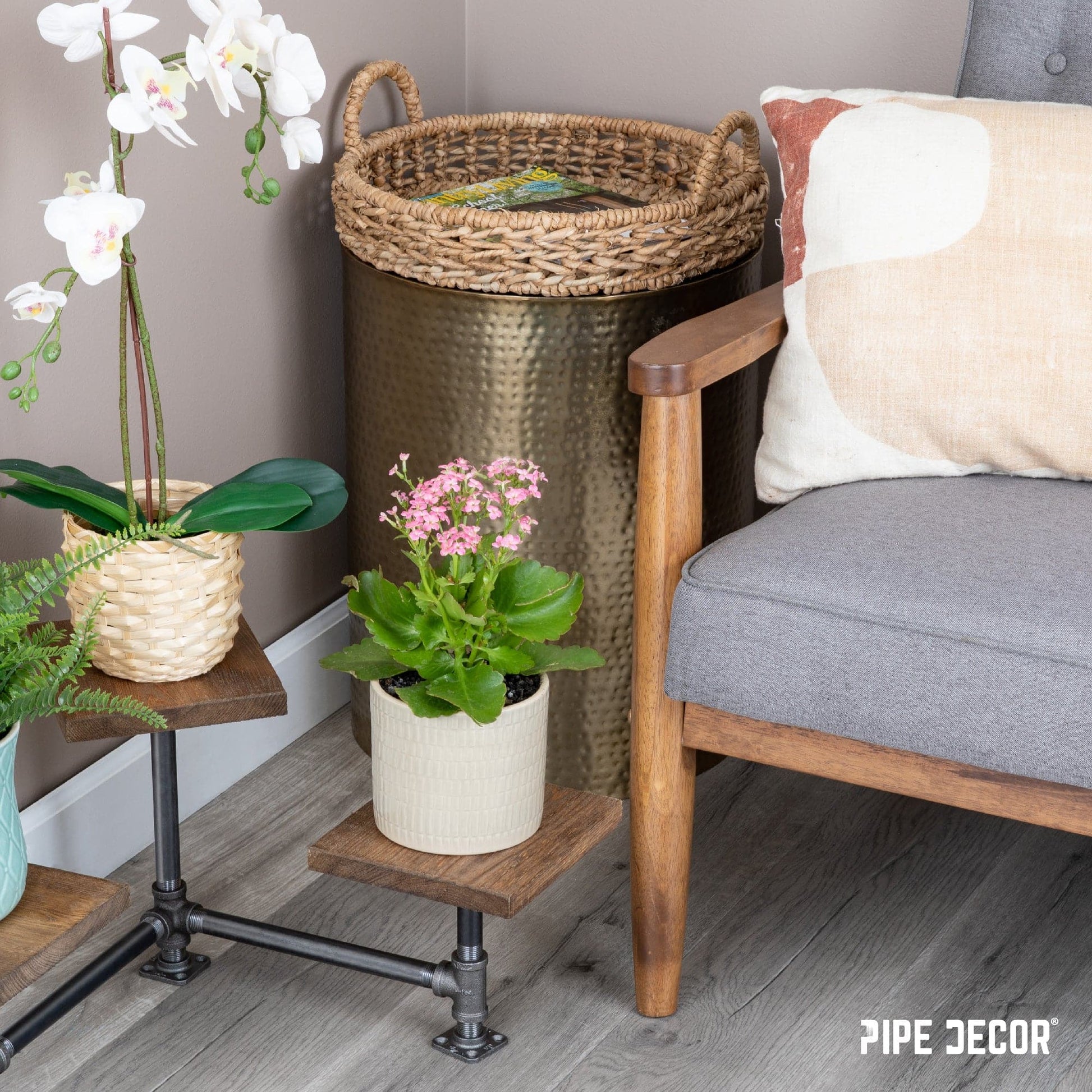 1/2 in. Black Micro Mini Square Flange (8-Pack)