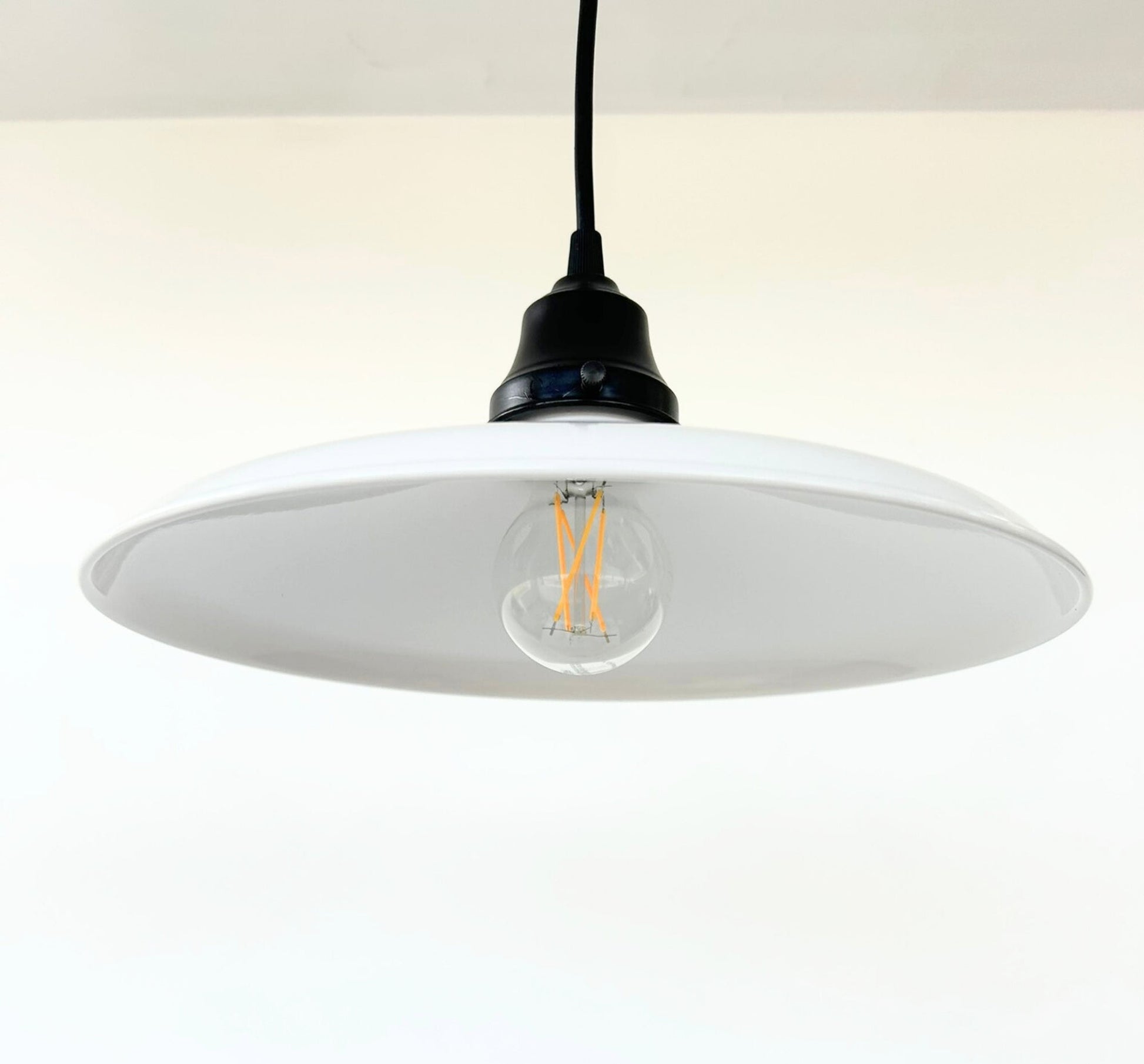 White Enamel Barn Pendant Light – Farmhouse Industrial Ceiling Fixture