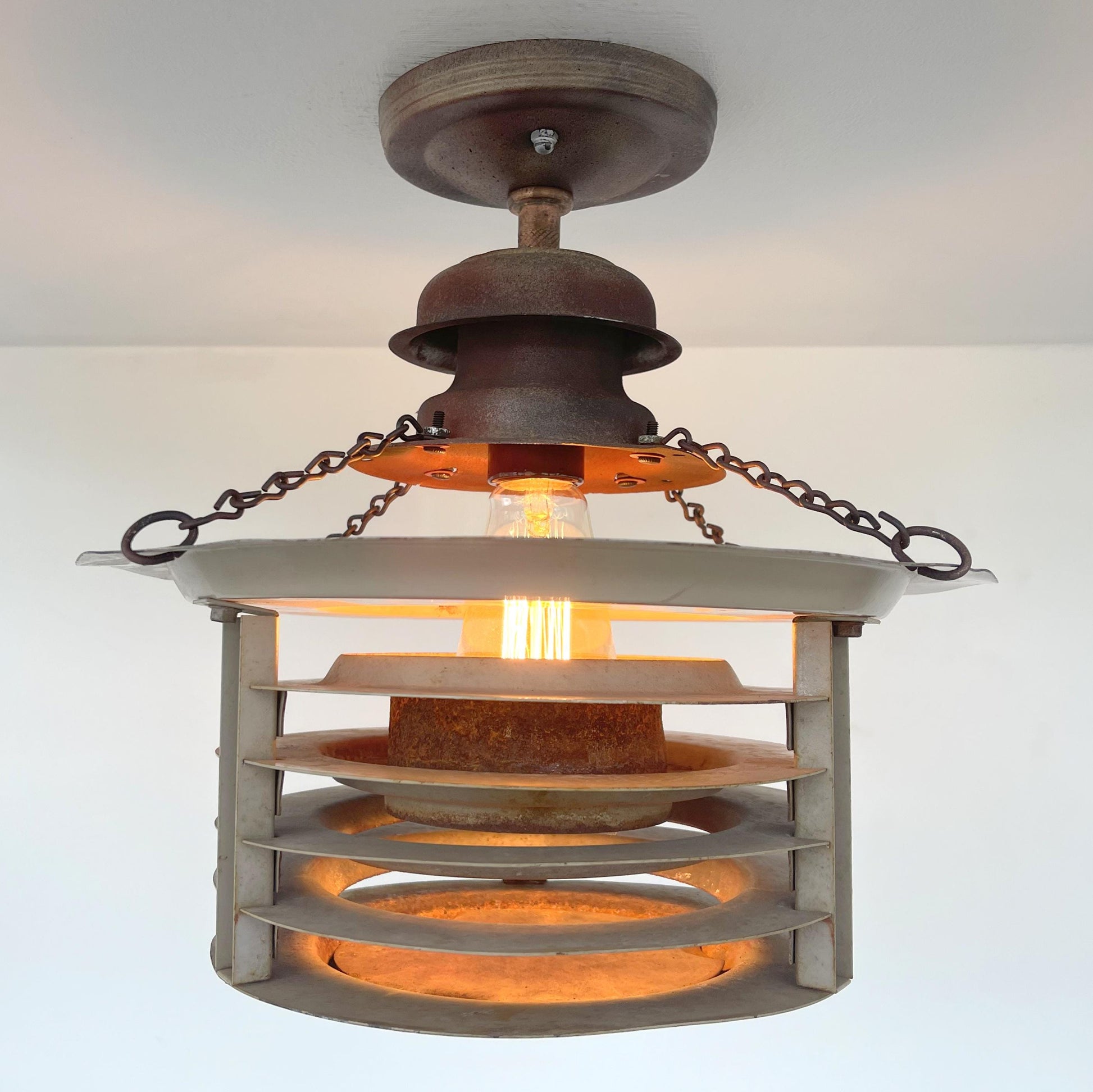 TOTALLY UNIQUE! Vintage Industrial Flush Mount Ceiling Light Rustic Distressed