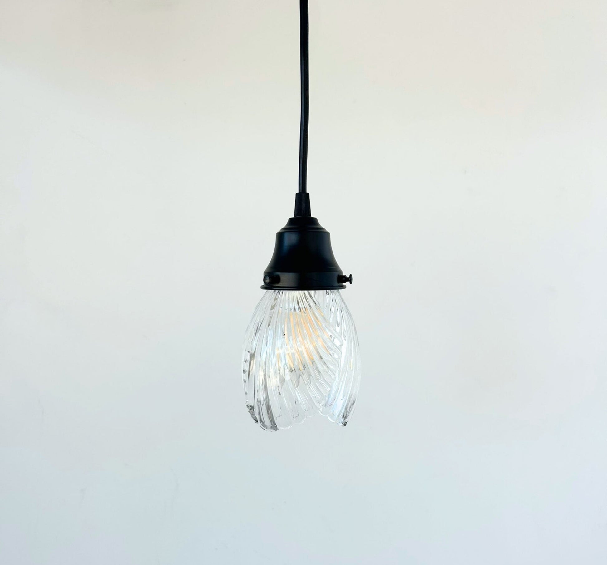 Clear Swirl Ribbed Heavy Vintage Pendant