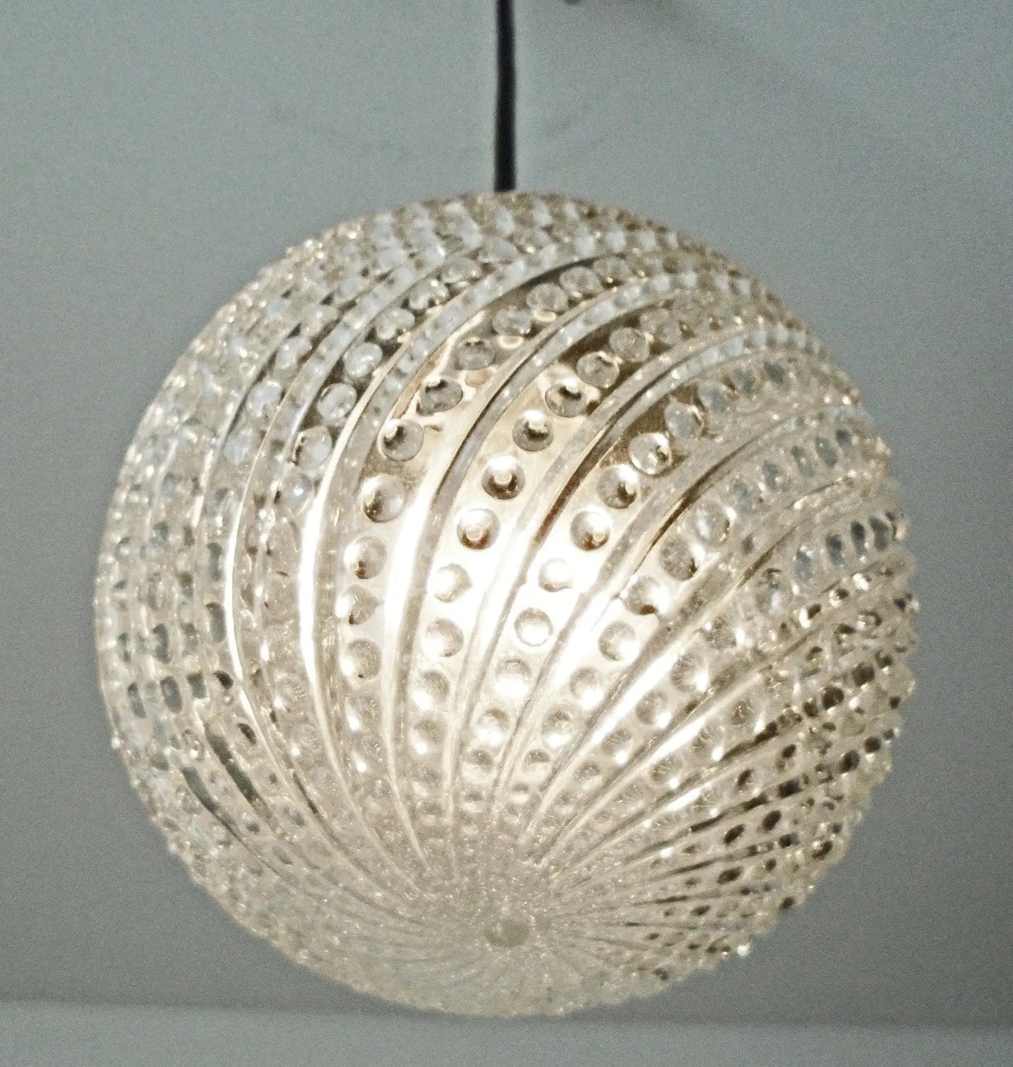 Gorgeous Hobnail Swirl Glass Pendant Light