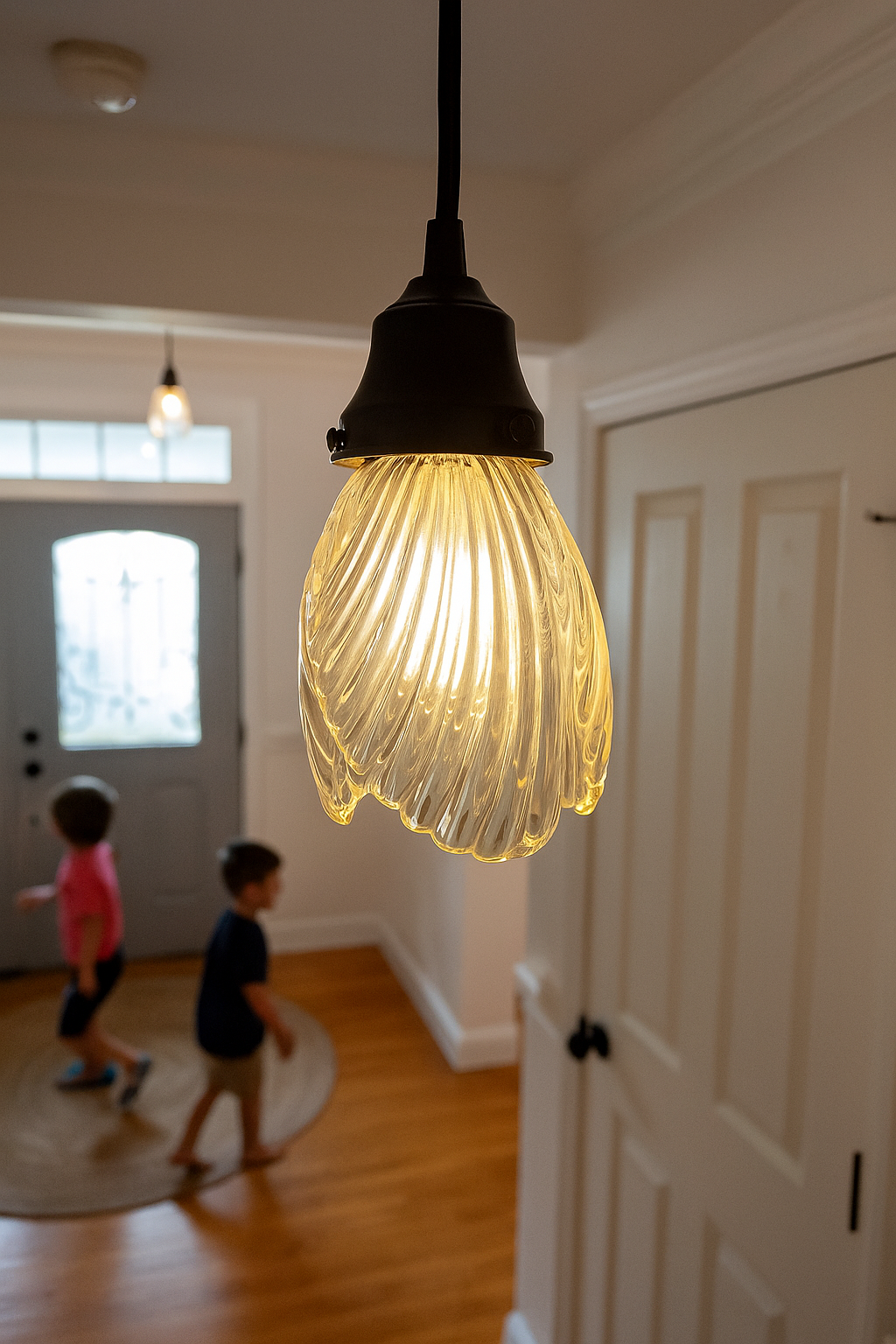 Clear Swirl Ribbed Heavy Vintage Pendant