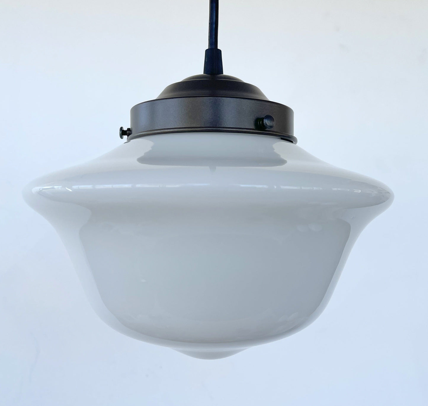 STYLISH MODERN SCHOOLHOUSE 1930s Globe Pendant Light