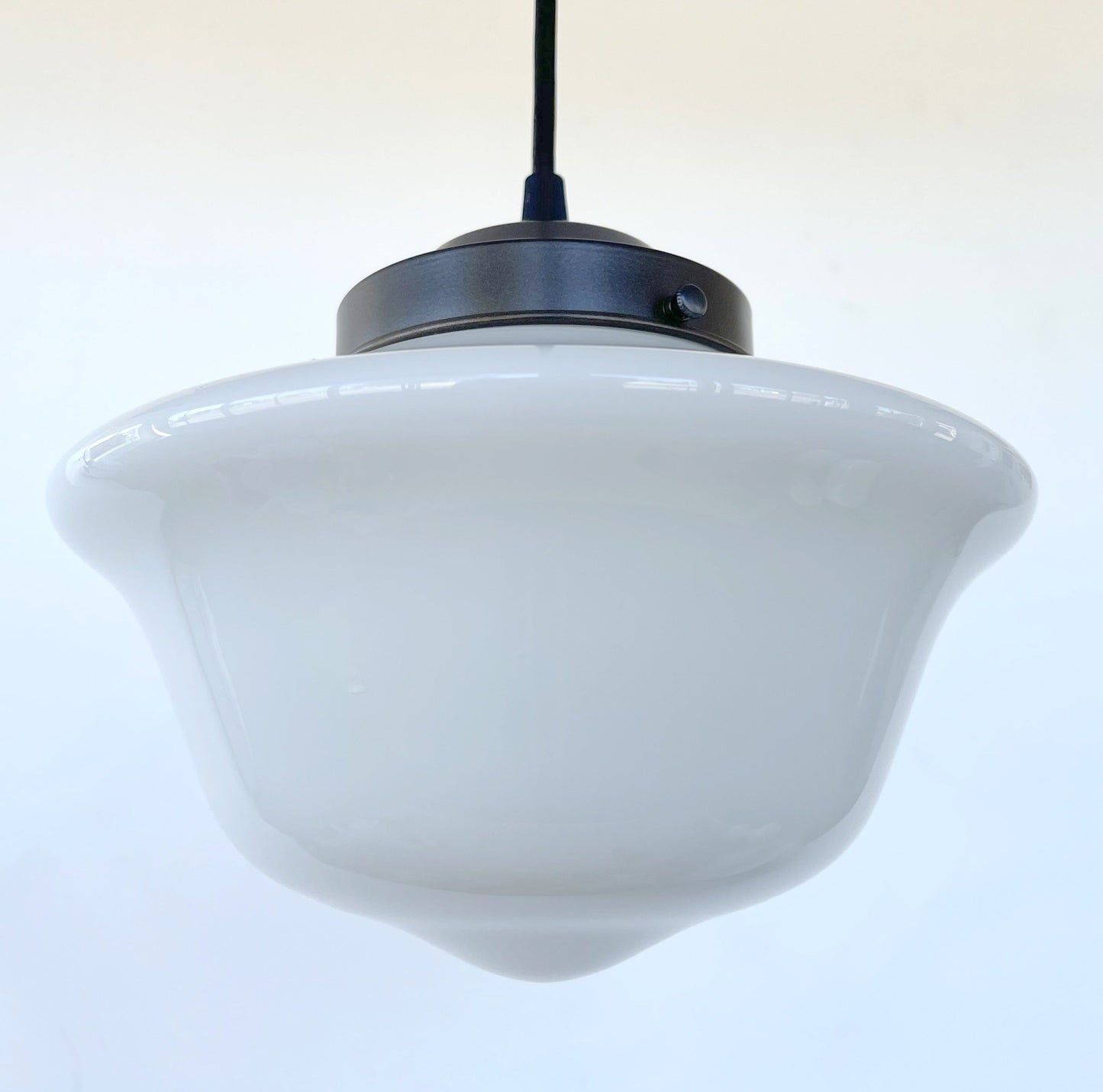 STYLISH MODERN SCHOOLHOUSE 1930s Globe Pendant Light