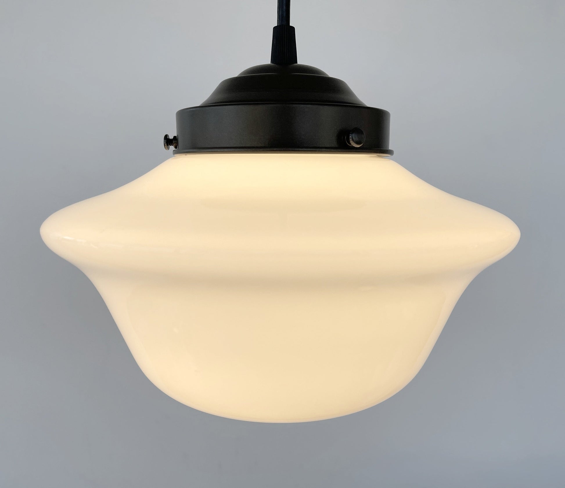 STYLISH MODERN SCHOOLHOUSE 1930s Globe Pendant Light