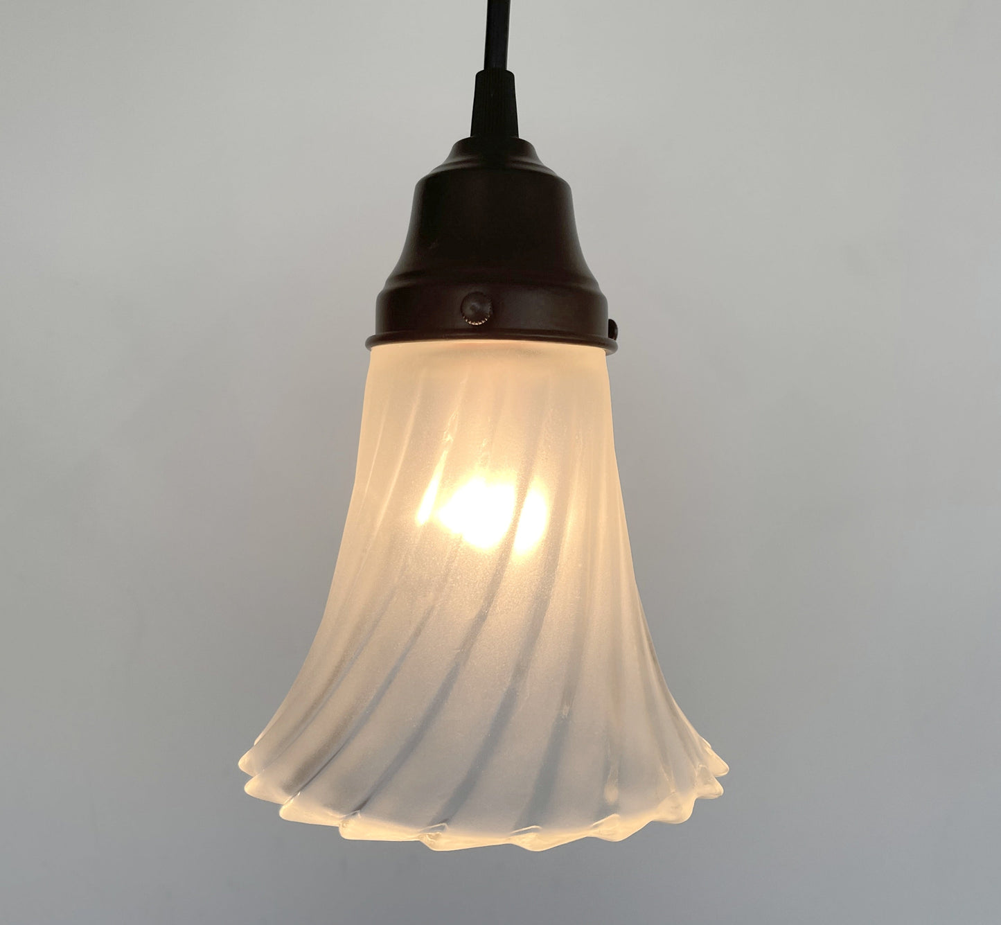 Vintage Frosted Spiral Pendant Light