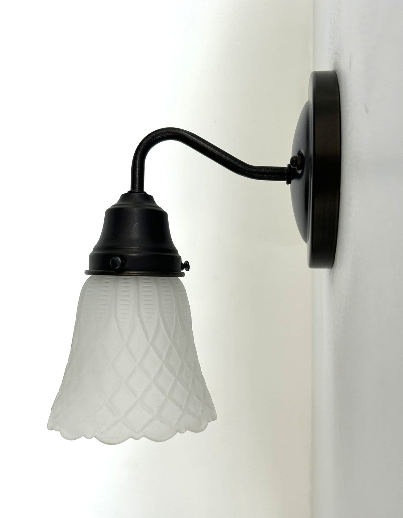 Frosted Diamond Quilted Glass Wall Sconce