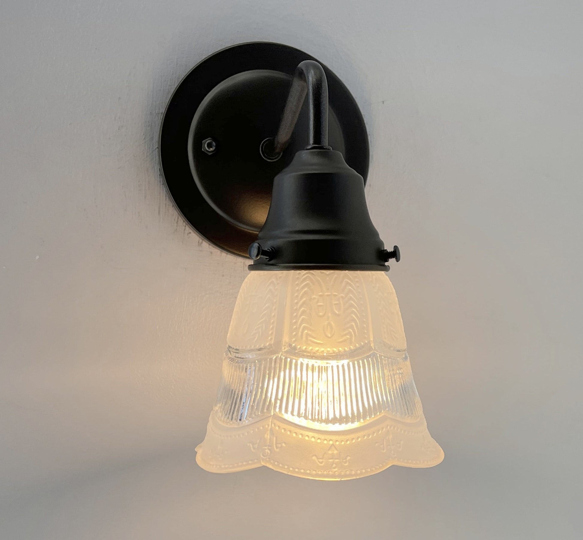 Fluted Antique Vanity 1960s SCONCE Wall Light