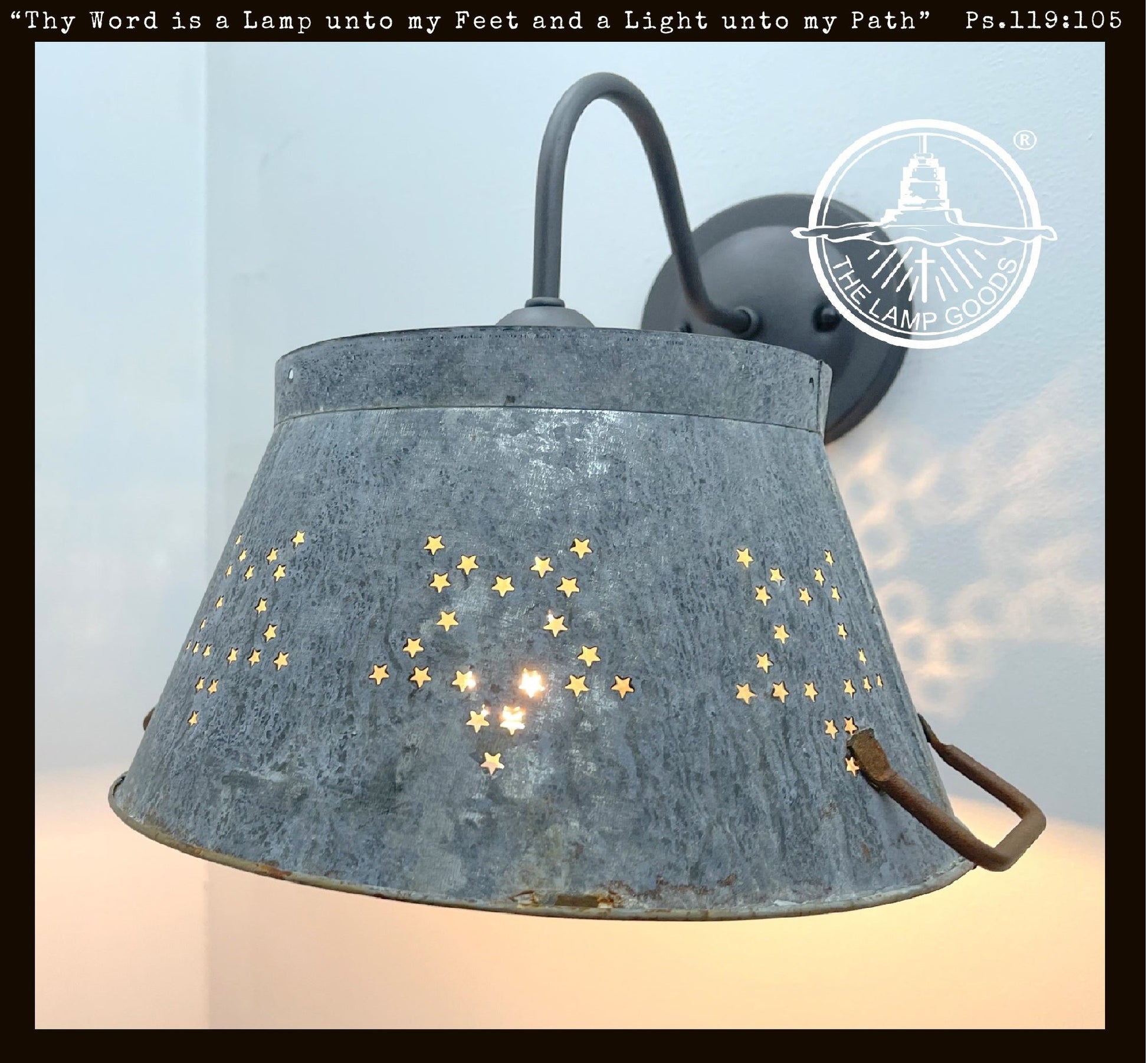 Weathered Farmhouse Star Wall Sconce
