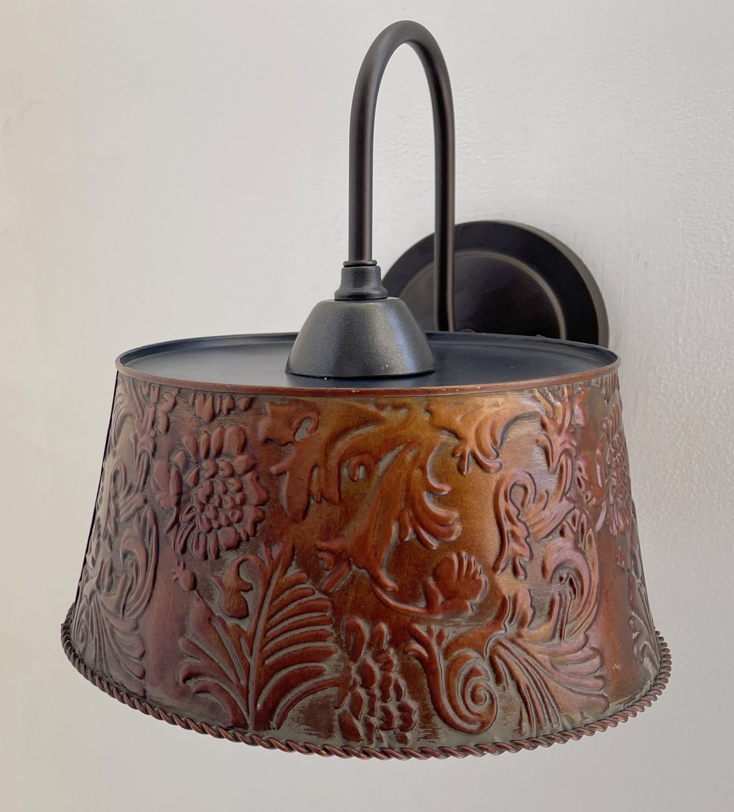 Bronze Copper Embossed Wall Sconce Light Fixture