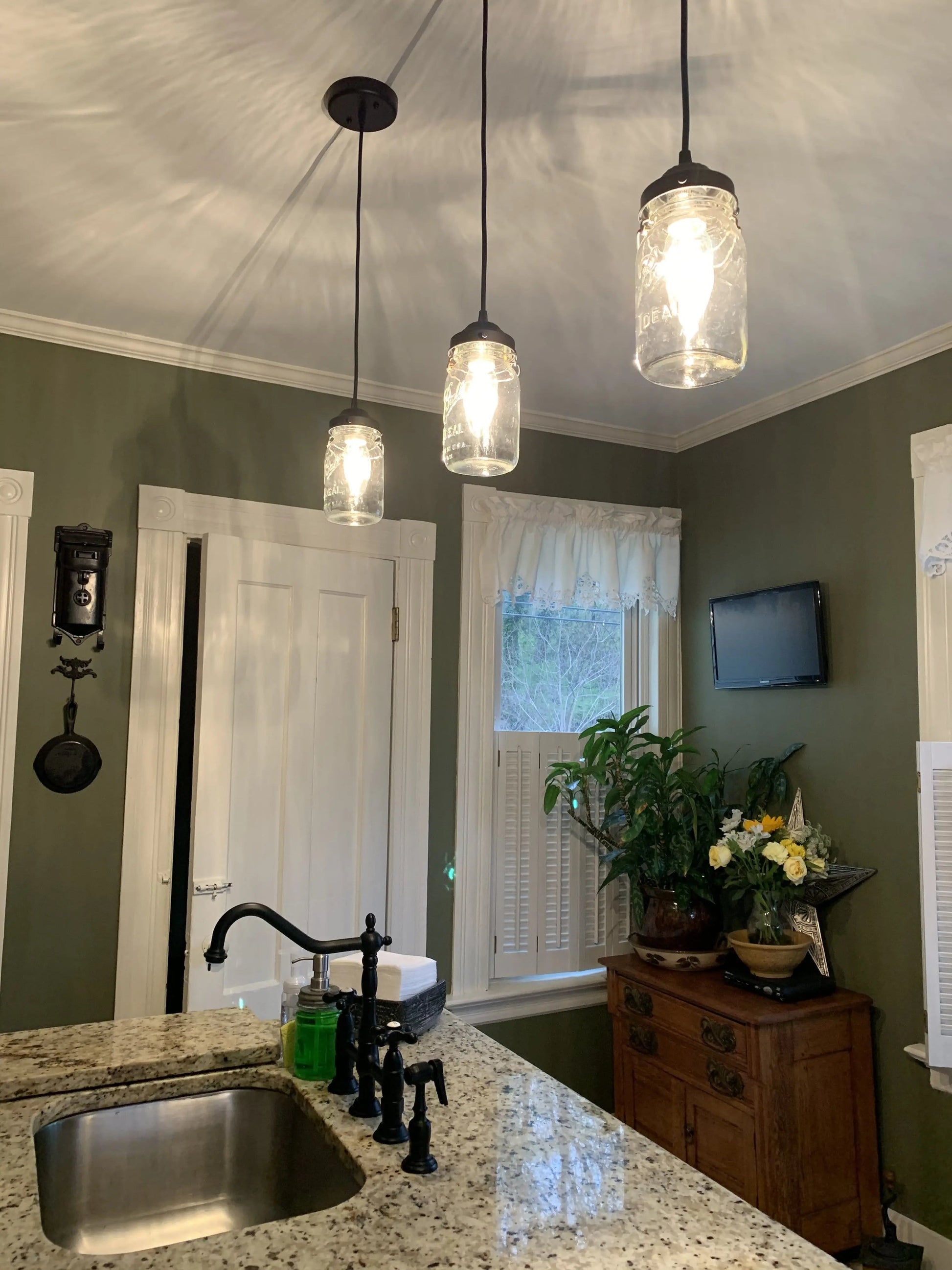 Mason Jar PENDANT Light Vintage Quart