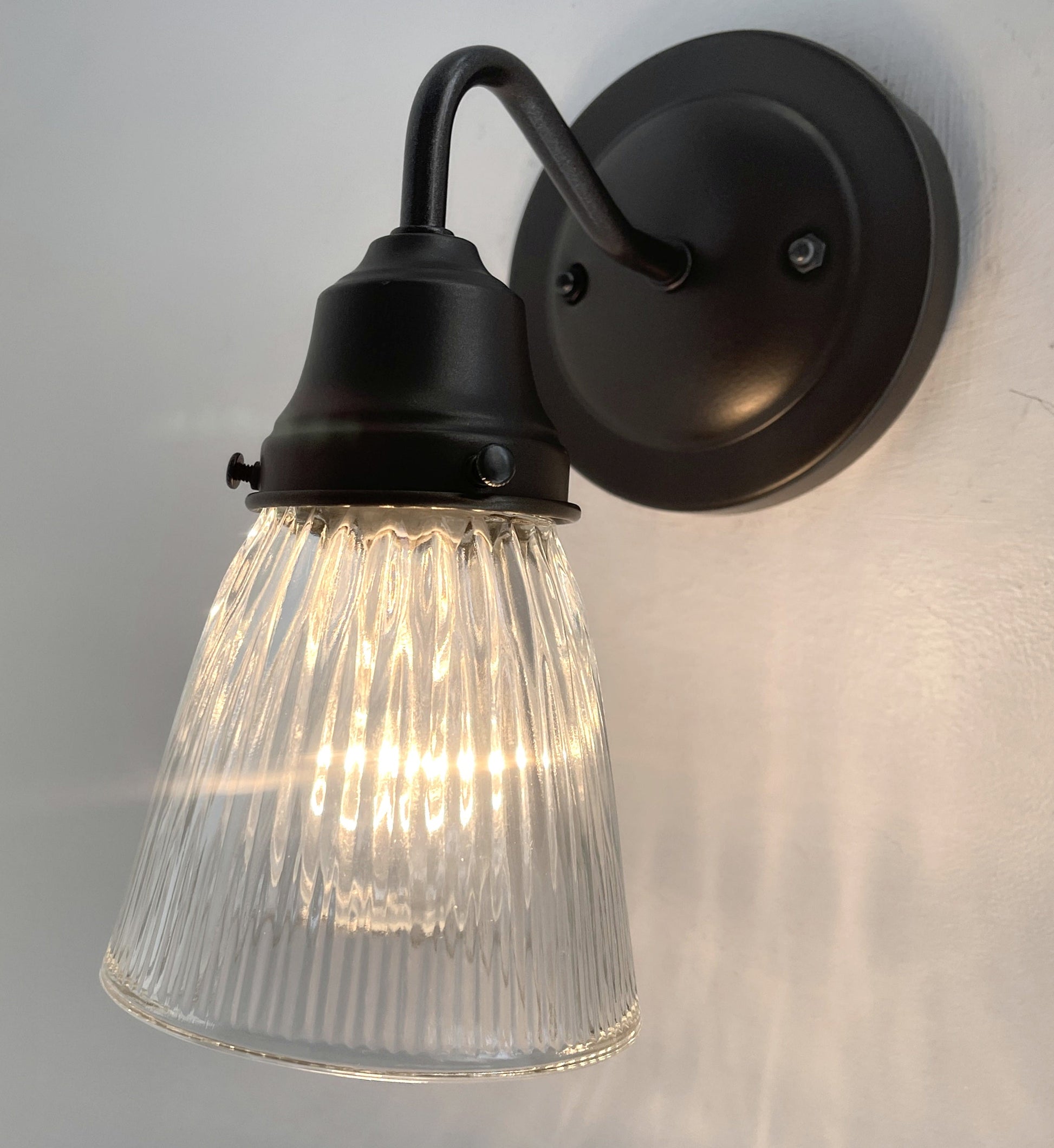 Minimalist Wall Sconce Light Fixture