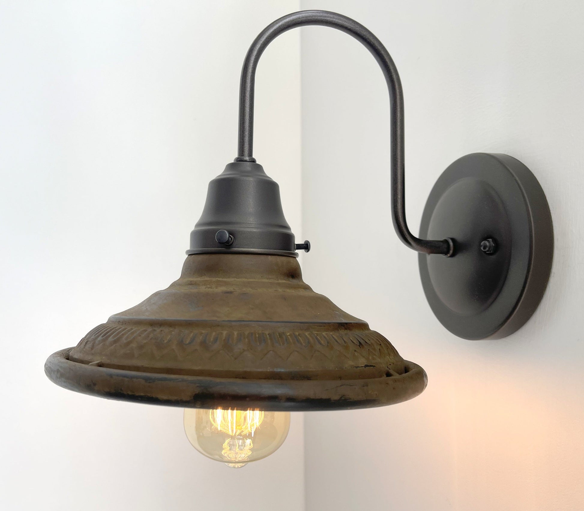 Popular Rustic Industrial Wall Sconce Light Fixture