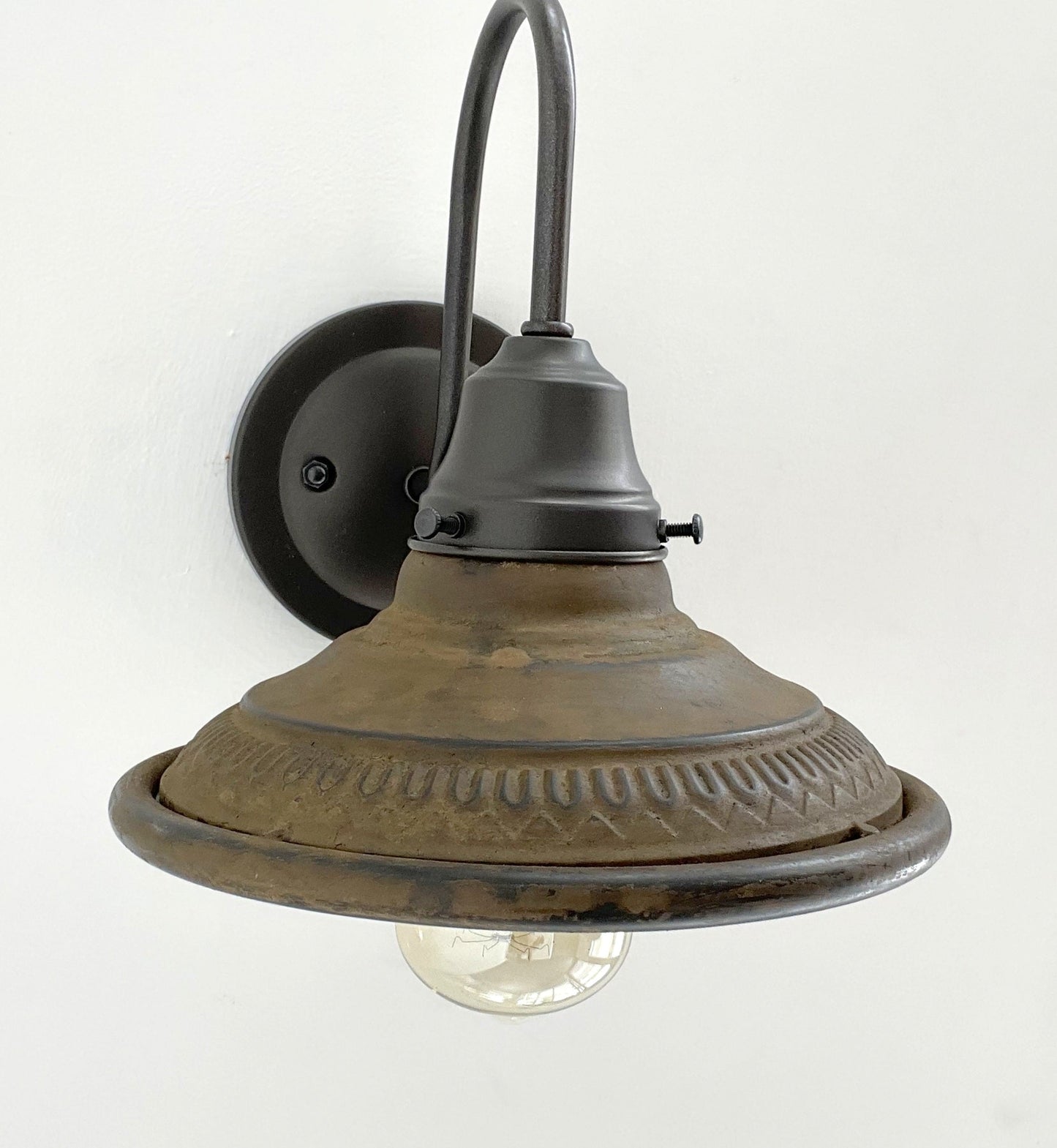 Popular Rustic Industrial Wall Sconce Light Fixture