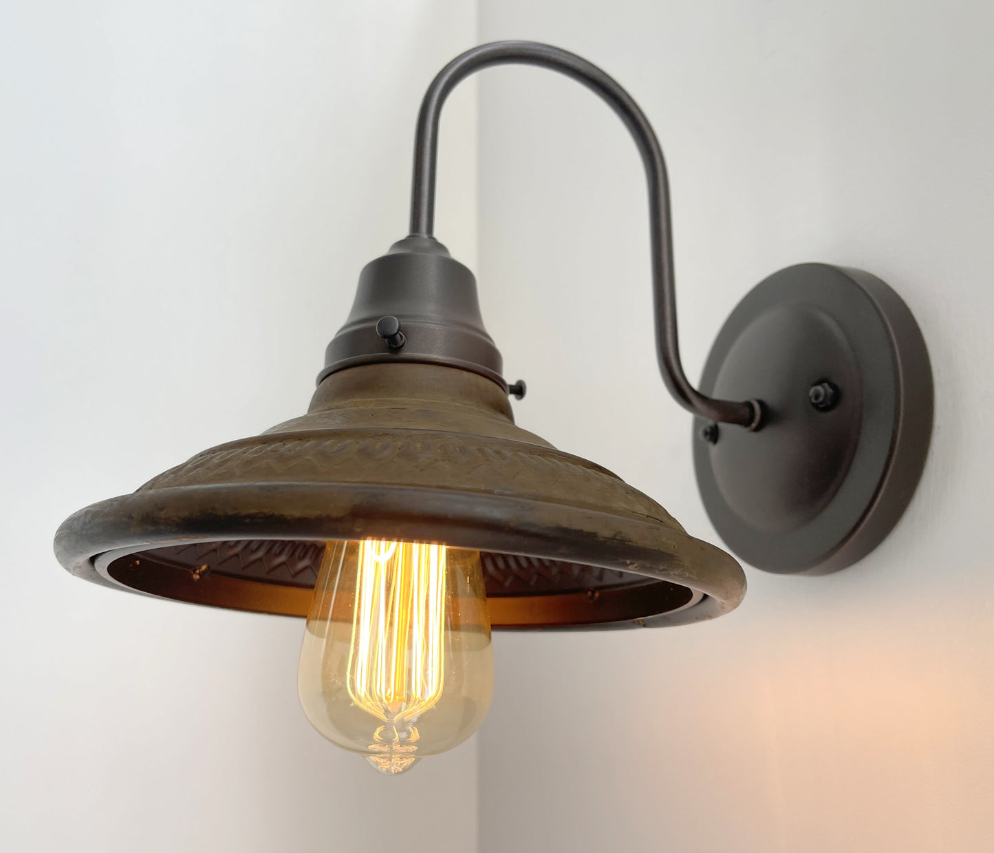 Popular Rustic Industrial Wall Sconce Light Fixture